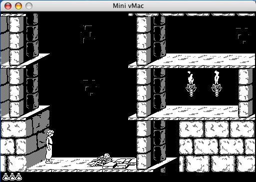 Scène en noir et blanc de Prince of Persia, avec le héros dans un donjon