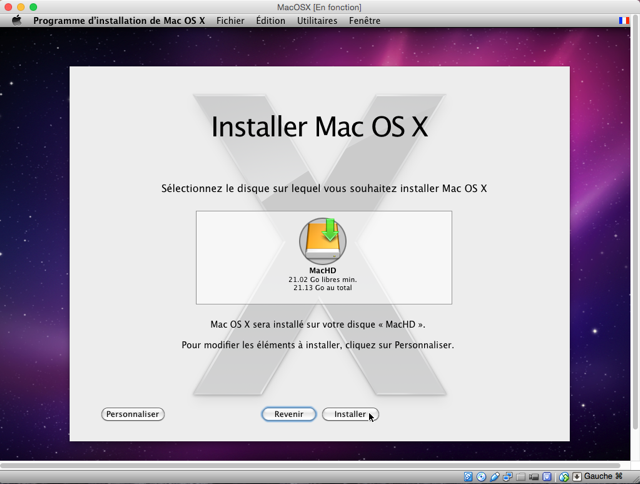 Écran d'installation de Mac OS X sélectionnant le disque MacHD pour l'installation, interface en français avec options Personnaliser, Revenir et Installer